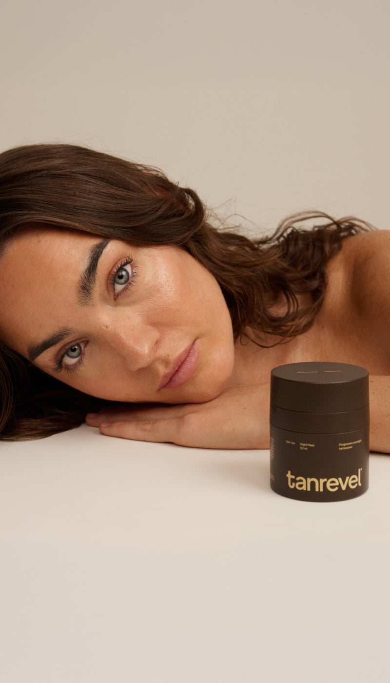 Tanrevel® Self Tan Night Mask – Wache mit hydratisierter, sonnengeküsster Haut auf. hero image